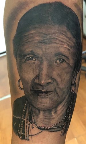 traditional tattoo illustrative tattoo